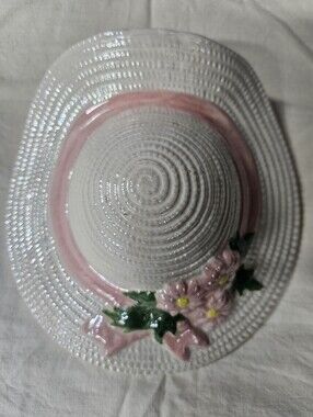 Vintage Ceramic Straw Hat Wall Pocket Vase  Pink Flowers –Cottagecore Wall Decor